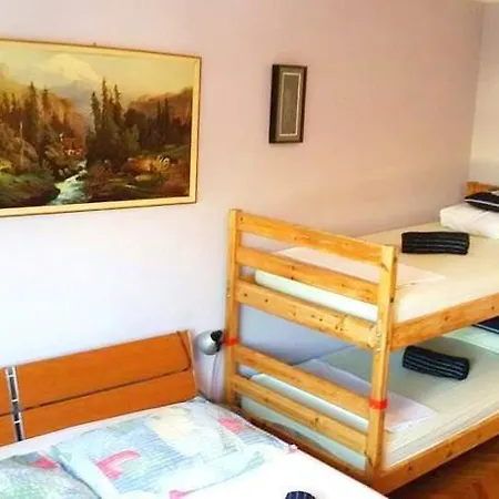 Apartment Deni Guest House *